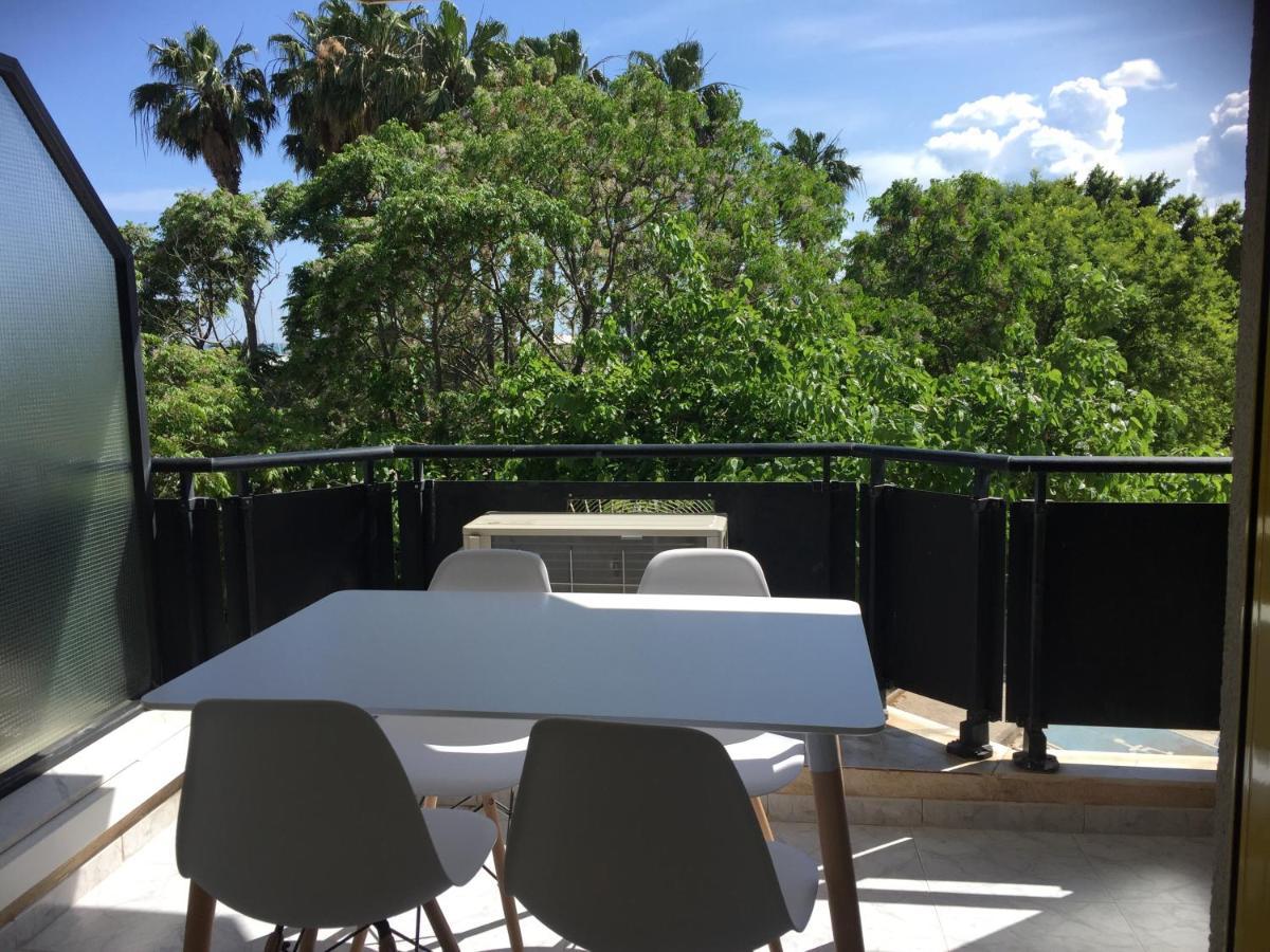 Delante Del Puerto Deportivo . Apartment
